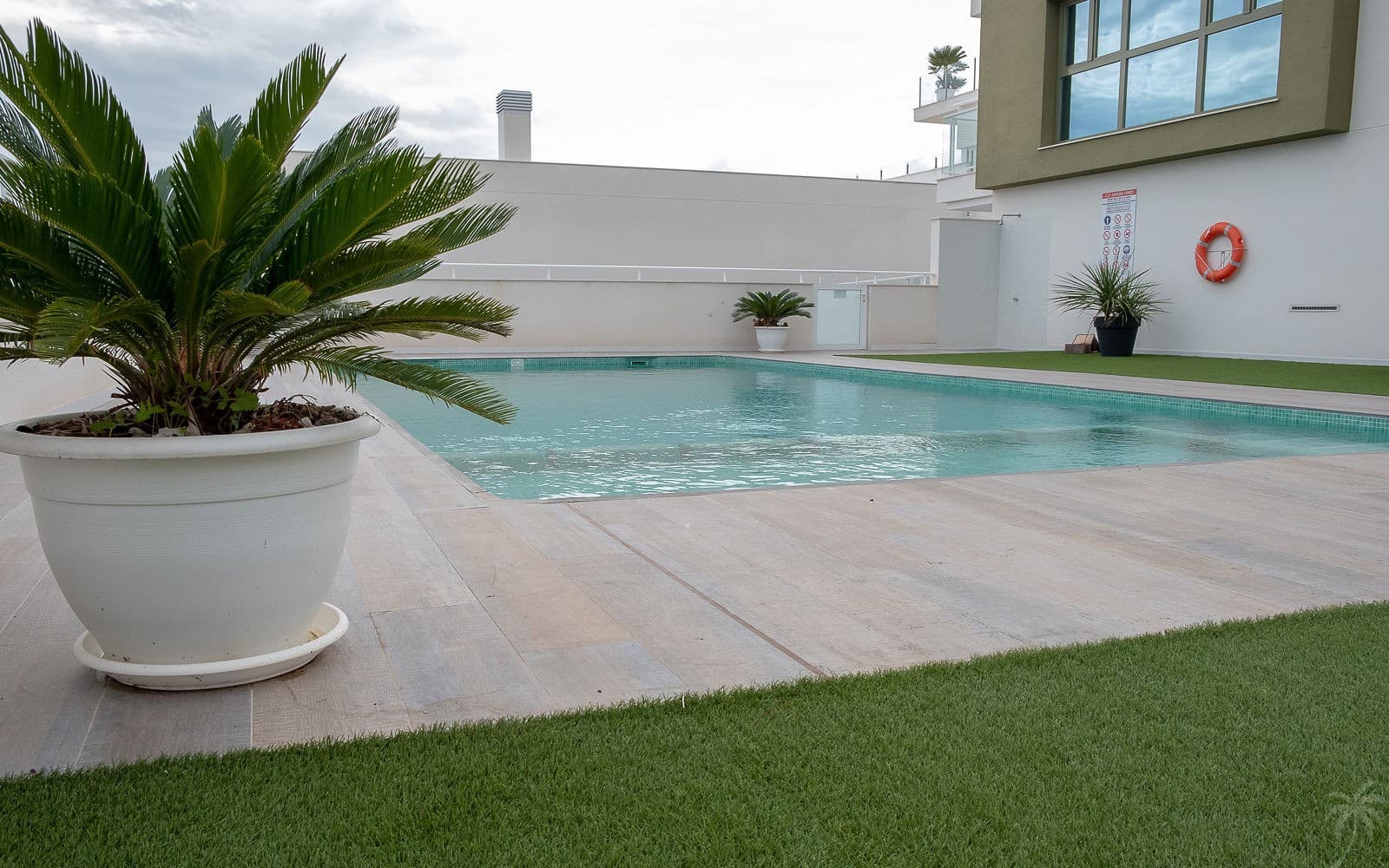 3 bedroom Penthouse for holiday rental in La Marina with pool garage - € 630 (Ref: 6968371)