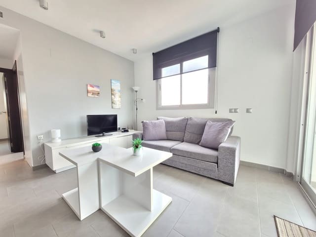 2 slaapkamer Appartement voor vakantieverhuur in Los Europeos, Torrevieja met zwembad garage - € 399 (Ref: 6968372)