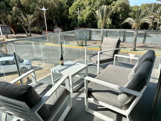 3 quarto Apartamento para arrendamento para férias em Guardamar Playa, Guardamar del Segura com piscina Garagem - 630 € (Ref: 6968379)
