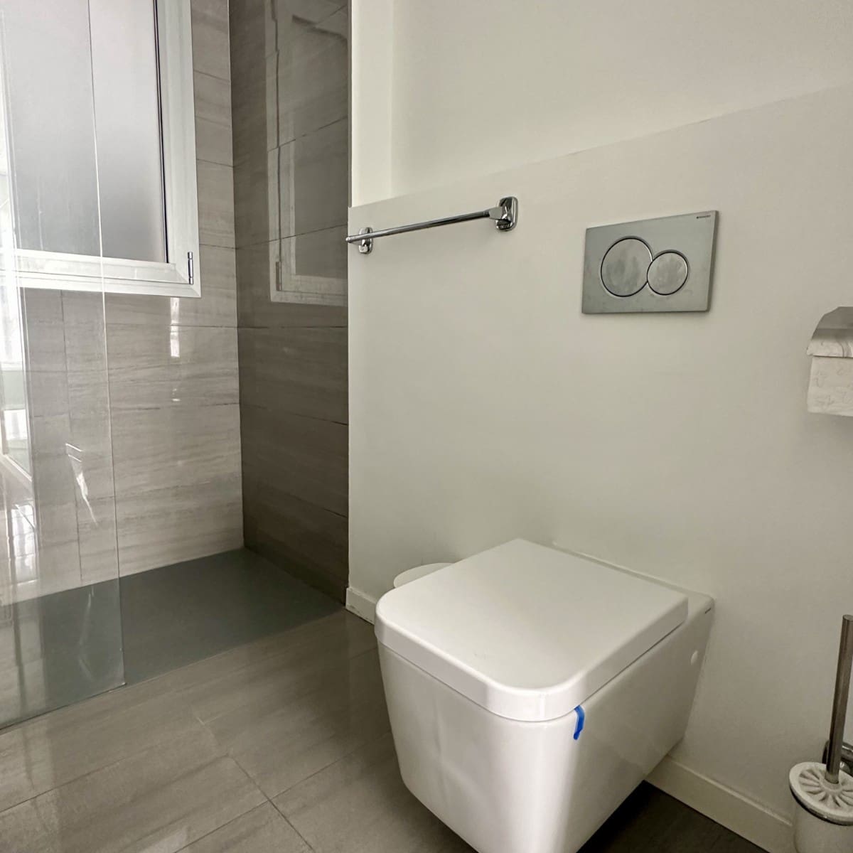 3 quarto Apartamento para arrendamento para férias em Guardamar del Segura com piscina Garagem - 630 € (Ref: 6968379)