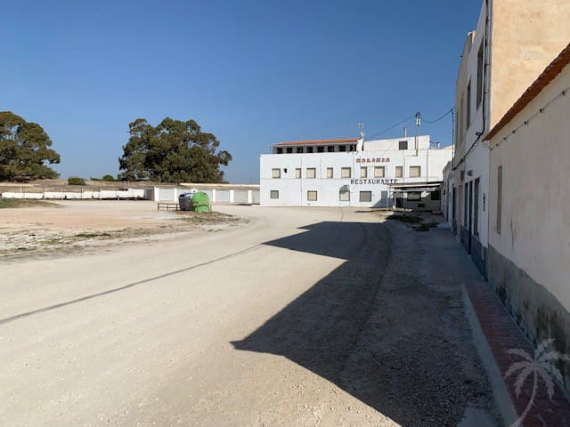 2 slaapkamer Appartement voor vakantieverhuur in La Marina met zwembad - € 455 (Ref: 6968381)