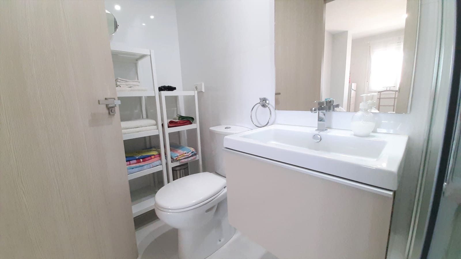 2 slaapkamer Appartement voor vakantieverhuur in La Marina met zwembad - € 455 (Ref: 6968381)