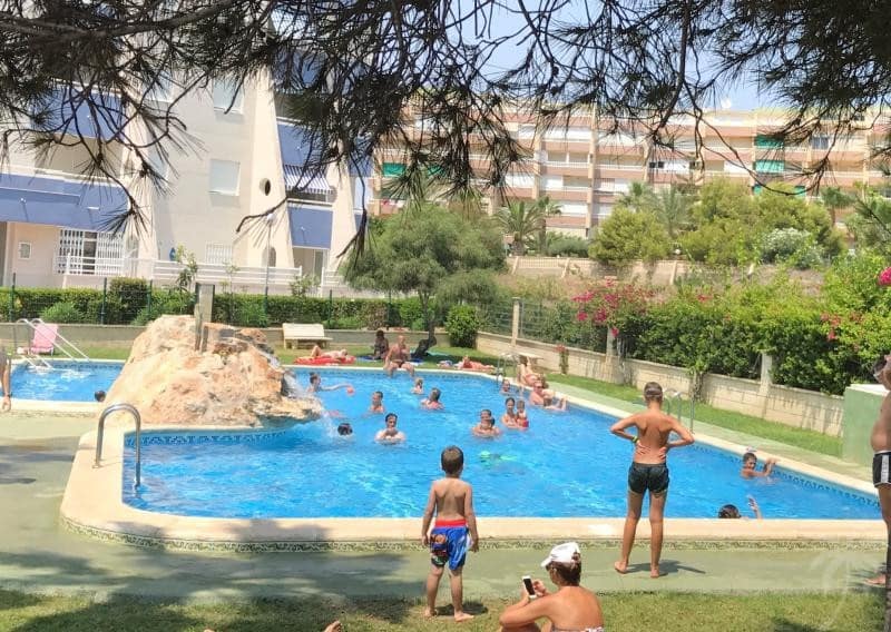 2 slaapkamer Appartement voor vakantieverhuur in La Mata met zwembad - € 630 (Ref: 6968386)