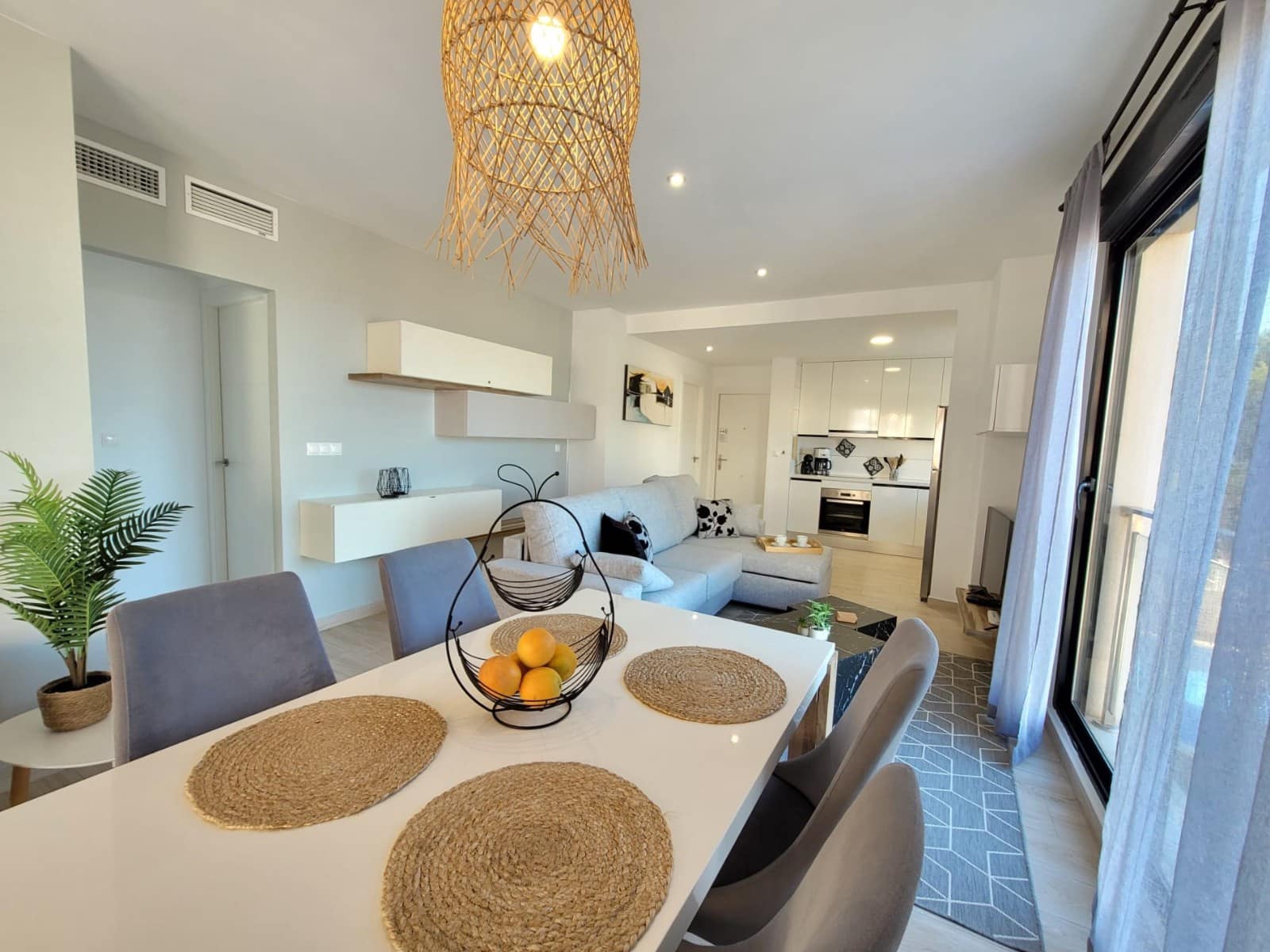 2 slaapkamer Appartement voor vakantieverhuur in La Mata met zwembad - € 630 (Ref: 6968386)