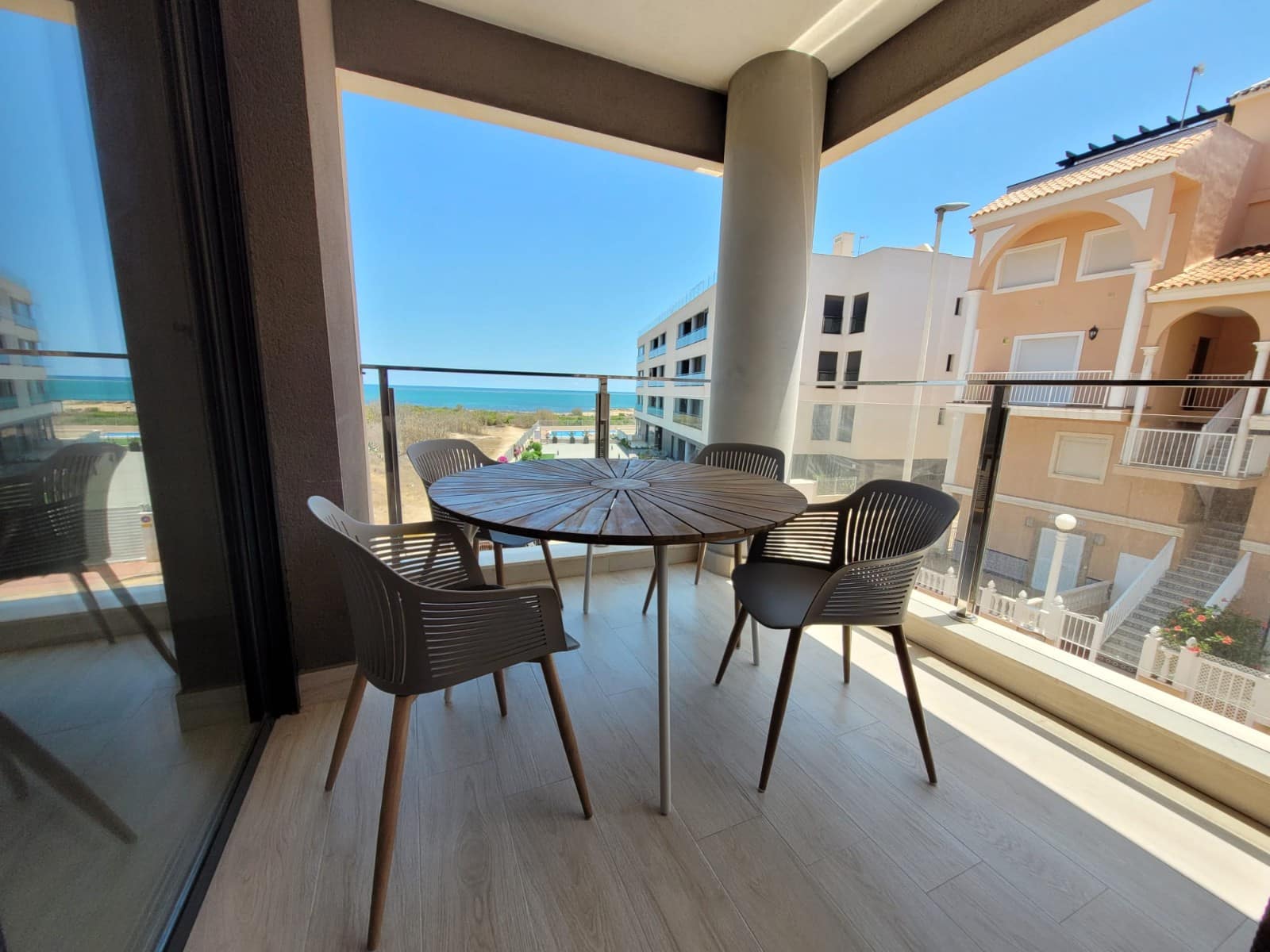 2 slaapkamer Appartement voor vakantieverhuur in La Mata met zwembad - € 630 (Ref: 6968386)
