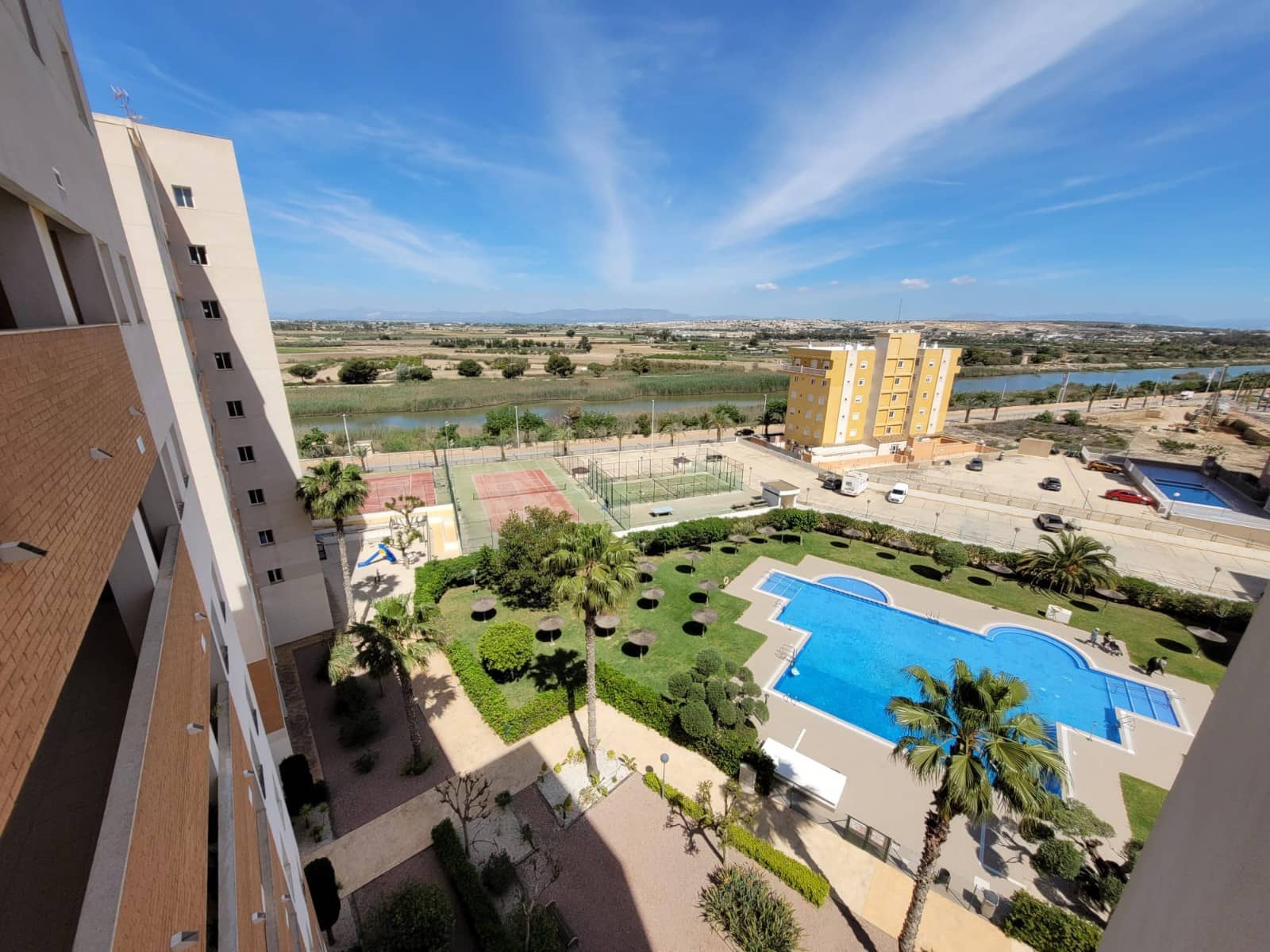 2 quarto Apartamento para arrendamento para férias em Guardamar del Segura com piscina Garagem - 385 € (Ref: 6968394)