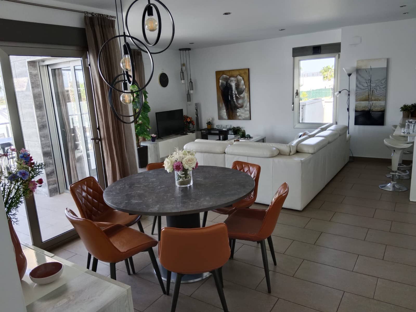 3 slaapkamer Villa voor vakantieverhuur in La Marina met zwembad garage - € 700 (Ref: 6968401)