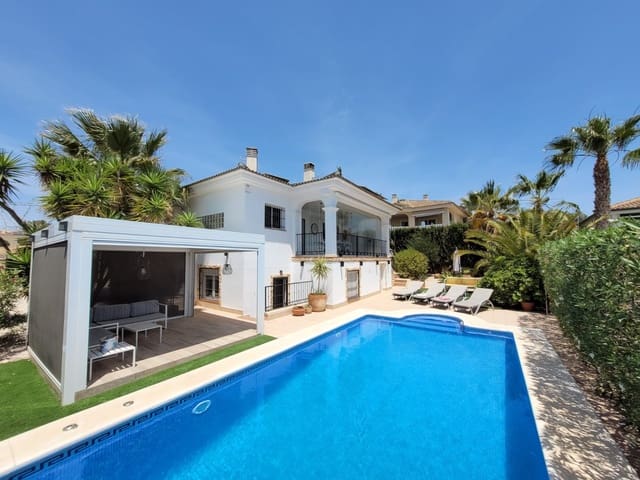 Villa/Maison de 4 chambres de location de vacances à La Marina, Elche / Elx avec piscine garage - 840 € (Ref: 6968402)