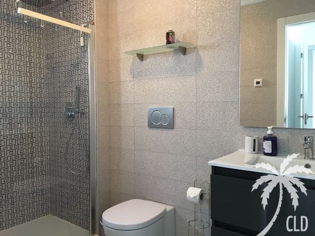 2 slaapkamer Appartement voor vakantieverhuur in La Veleta, Torrevieja met zwembad garage - € 399 (Ref: 6968403)