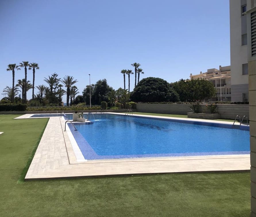 2 camera da letto Appartamento da affitare come casa vacanza in La Mata con piscina garage - 560 € (Rif: 6968409)