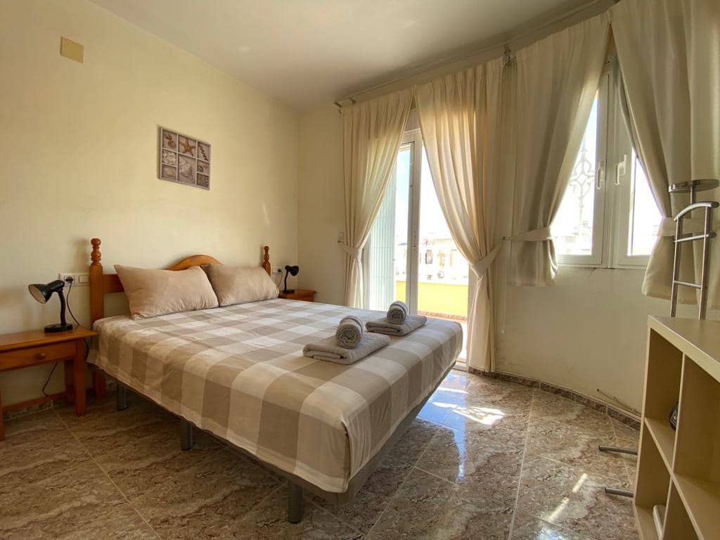   3 soveværelse   ferieRækkehus i Orihuela Costa   med   swimmingpool  garage  - € 399 (Ref: 6968413)