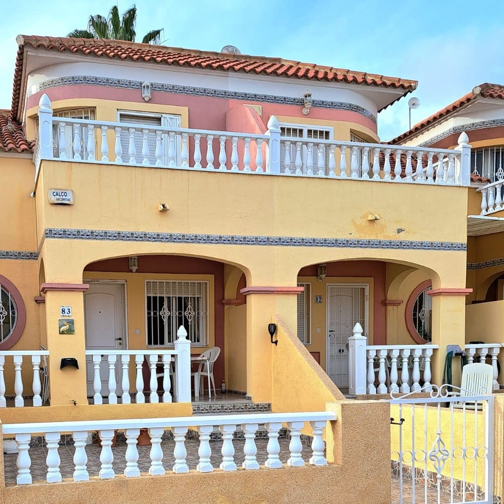   3 soveværelse   ferieRækkehus i Orihuela Costa   med   swimmingpool  garage  - € 399 (Ref: 6968413)