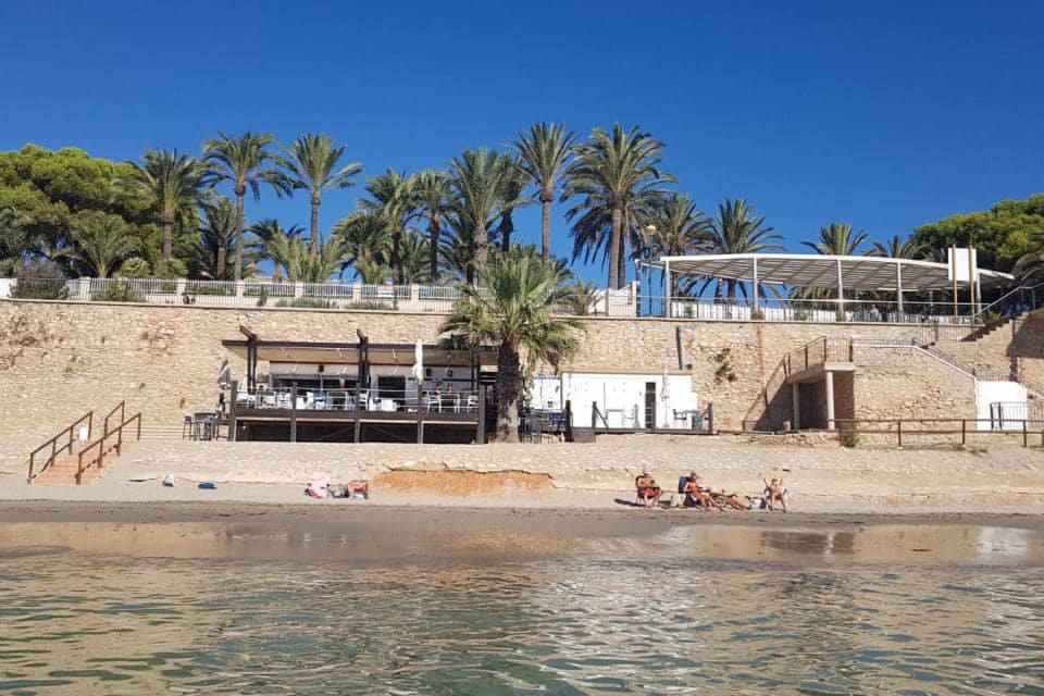 3 makuuhuone Rivitalo lomavuokrausta paikassa Orihuela Costa mukana uima-altaan 
autotalli - 455 € (Ref: 6968485)