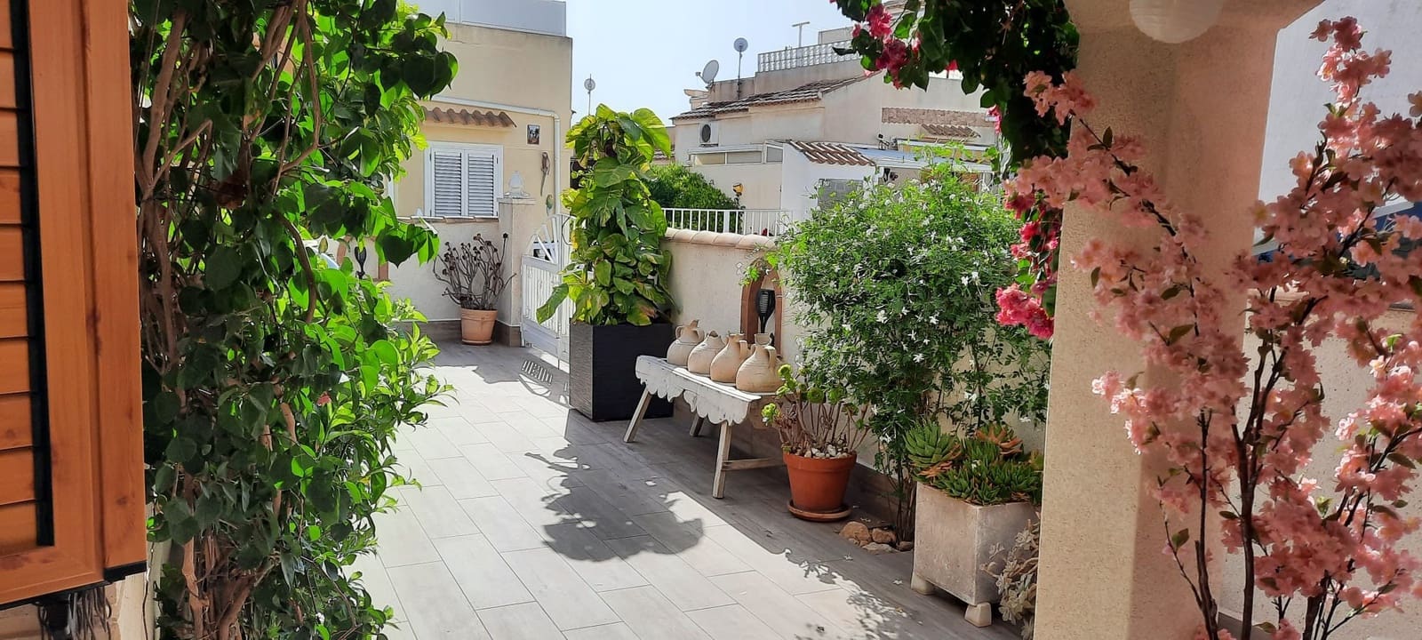 3 makuuhuone Rivitalo lomavuokrausta paikassa Orihuela Costa mukana uima-altaan 
autotalli - 455 € (Ref: 6968485)