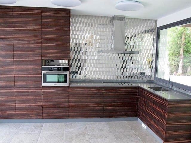 Chalet de 4 habitaciones en Altea en venta con piscina - 2.850.000 € (Ref: 6968556)