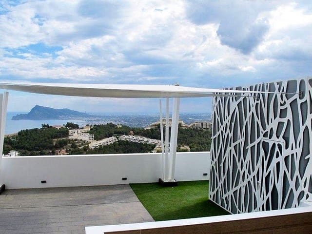 Chalet de 4 habitaciones en Altea en venta con piscina - 2.850.000 € (Ref: 6968556)