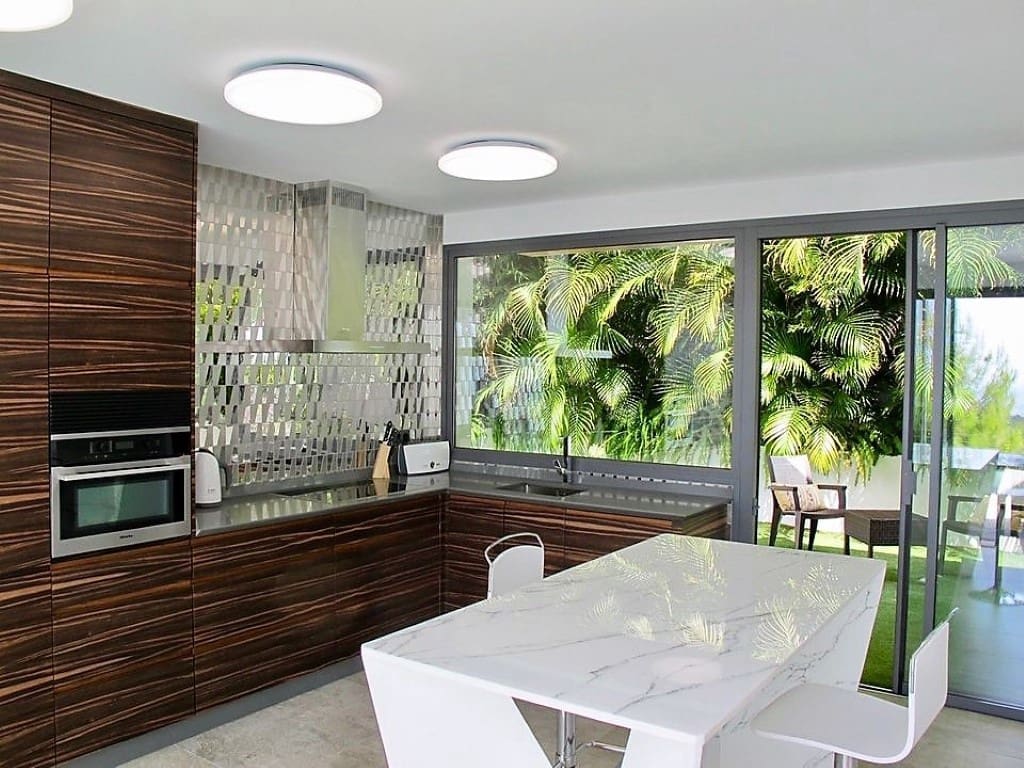 Chalet de 4 habitaciones en Altea en venta con piscina - 2.850.000 € (Ref: 6968556)