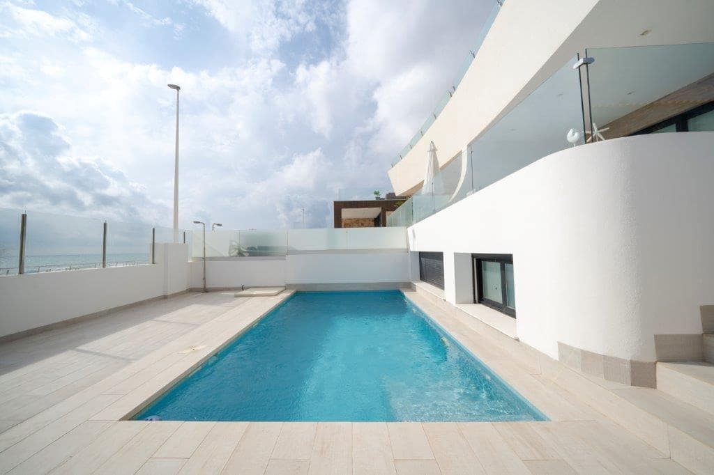 Villa/Maison de 5 chambres de location de vacances à La Mata avec piscine garage - 2 380 € (Ref: 6968639)
