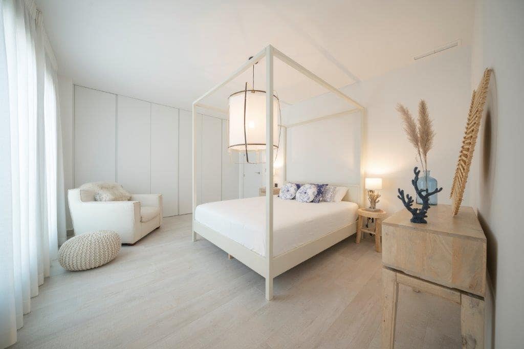 Villa/Maison de 5 chambres de location de vacances à La Mata avec piscine garage - 2 380 € (Ref: 6968639)