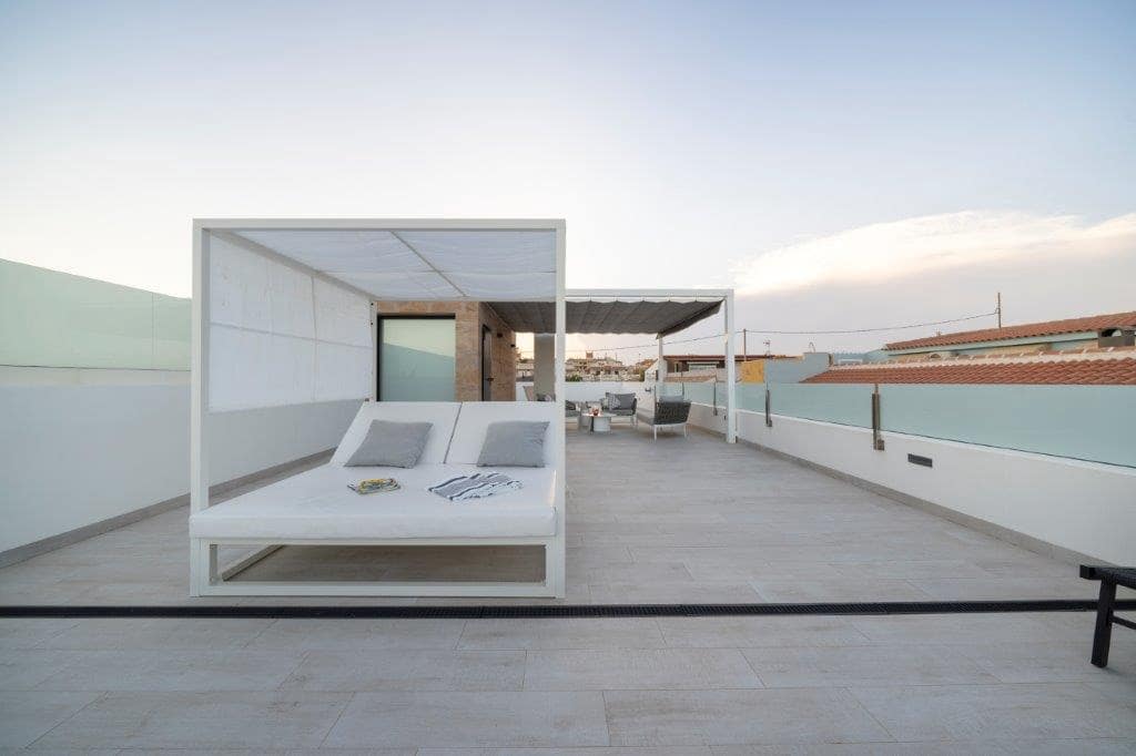 Villa/Maison de 5 chambres de location de vacances à La Mata avec piscine garage - 2 380 € (Ref: 6968639)