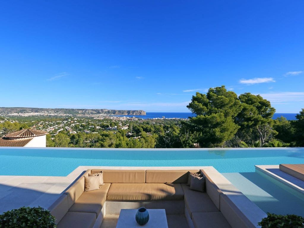 4 soveværelse Villa til salg i Javea / Xabia med swimmingpool - € 1.795.000 (Ref: 6968642)