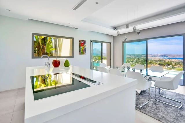 4 soveværelse Villa til salg i Javea / Xàbia med swimmingpool - € 1.795.000 (Ref: 6968642)