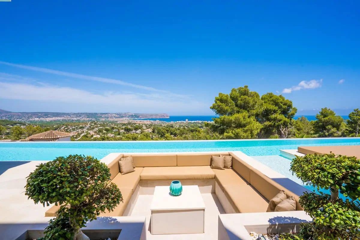 4 soveværelse Villa til salg i Javea / Xabia med swimmingpool - € 1.795.000 (Ref: 6968642)