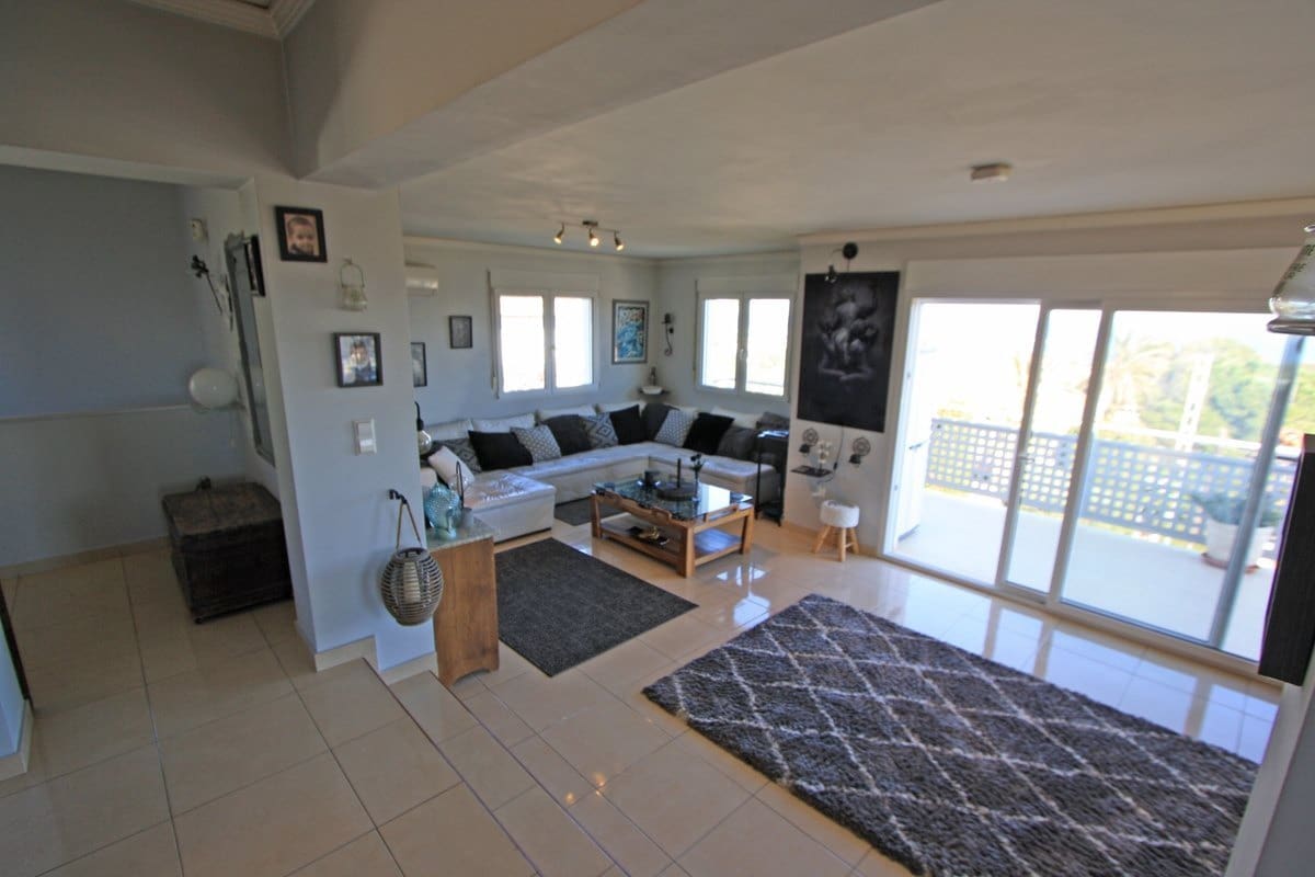 4 slaapkamer Villa te koop in Denia - € 650.000 (Ref: 6968735)