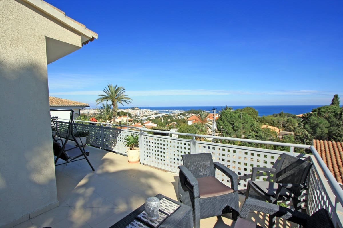 4 slaapkamer Villa te koop in Denia - € 650.000 (Ref: 6968735)