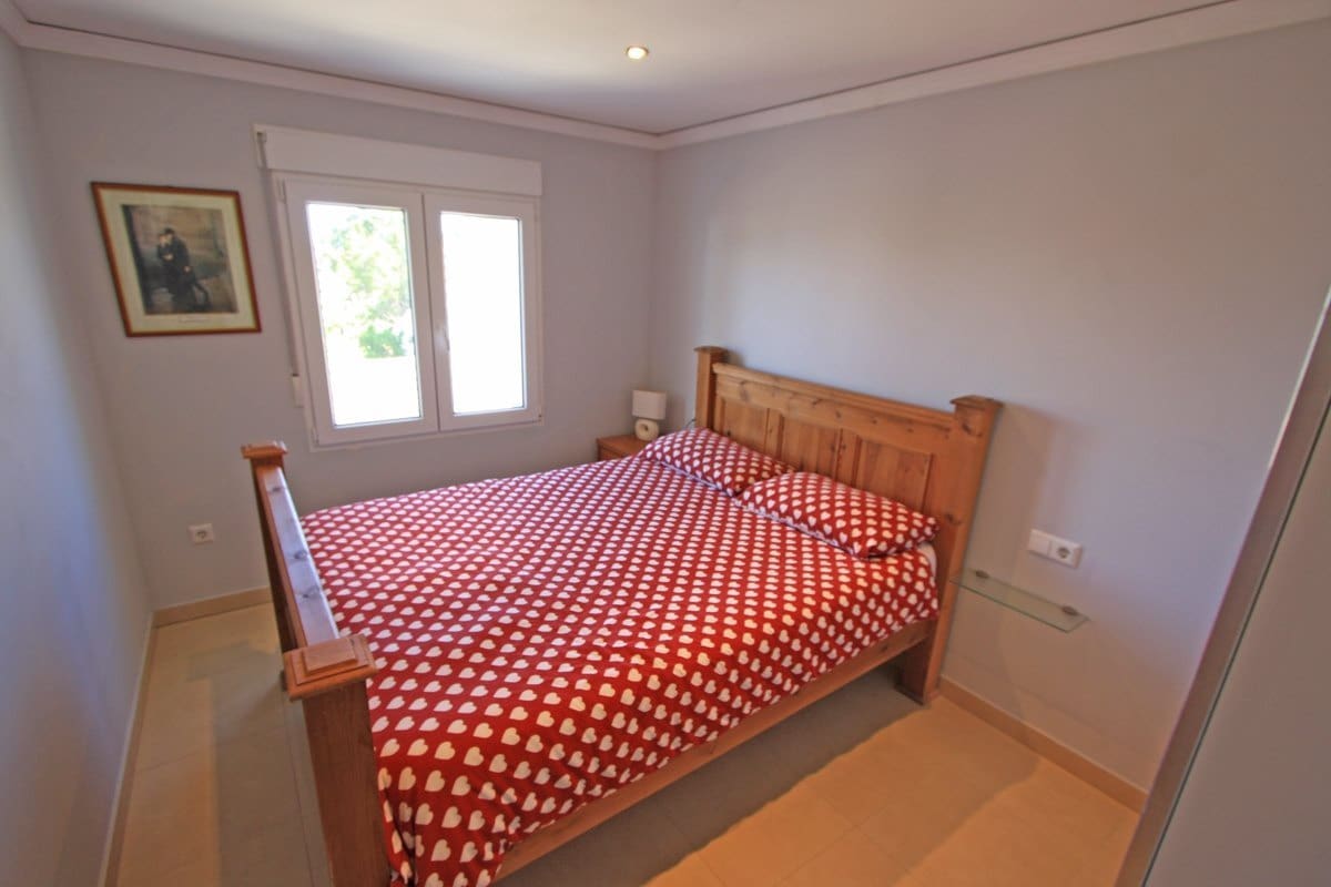 4 slaapkamer Villa te koop in Denia - € 650.000 (Ref: 6968735)