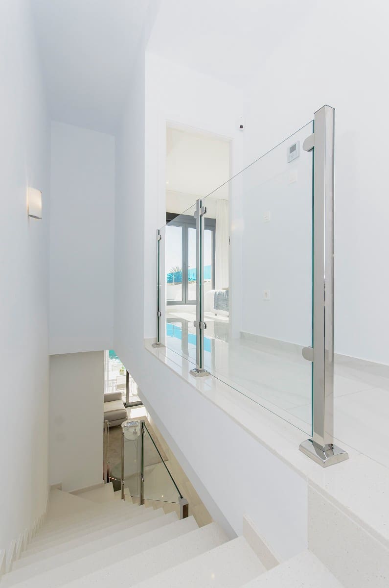 3 makuuhuone Huvila myytävänä paikassa Orihuela Costa mukana uima-altaan 
autotalli - 375 000 € (Ref: 6989646)