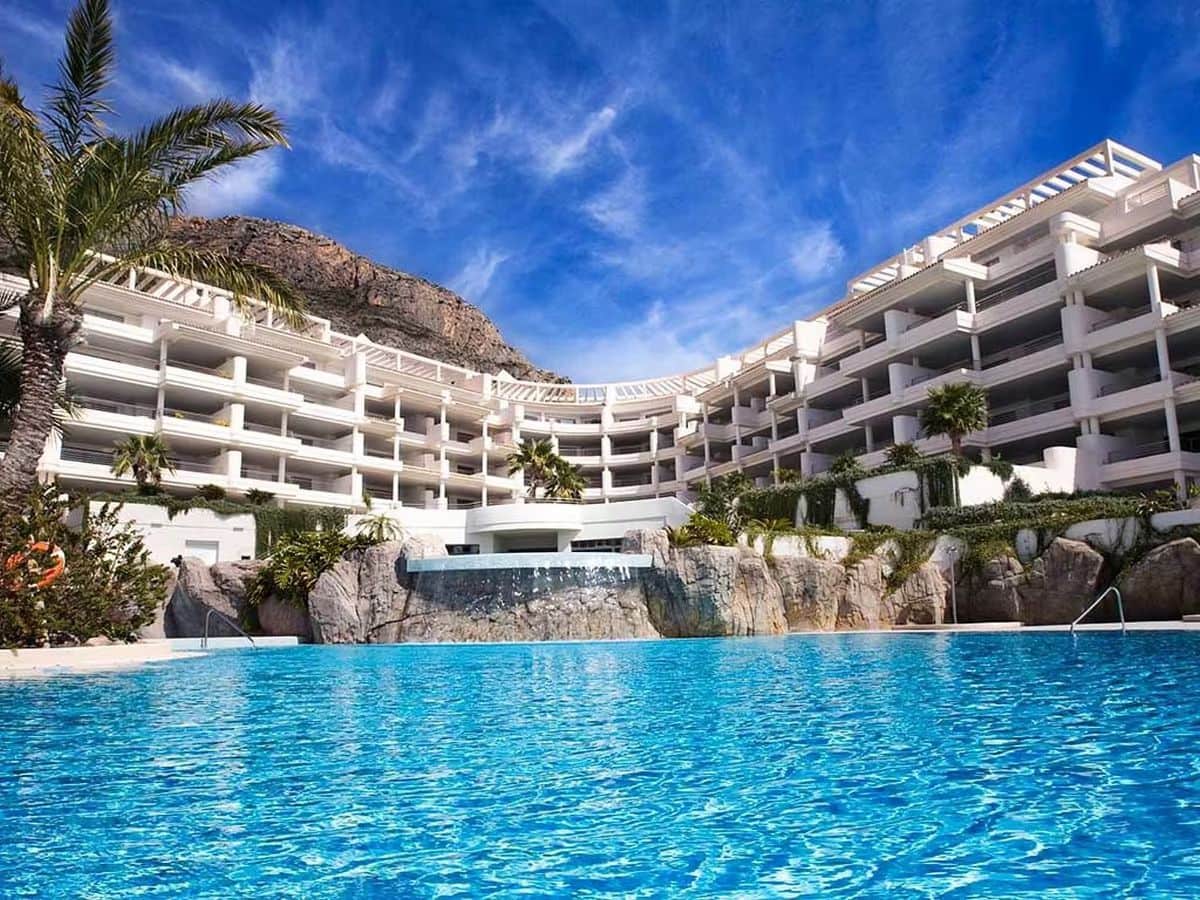 2 bedroom Apartment for sale in Altea with pool - € 735,000 (Ref: 7061743)