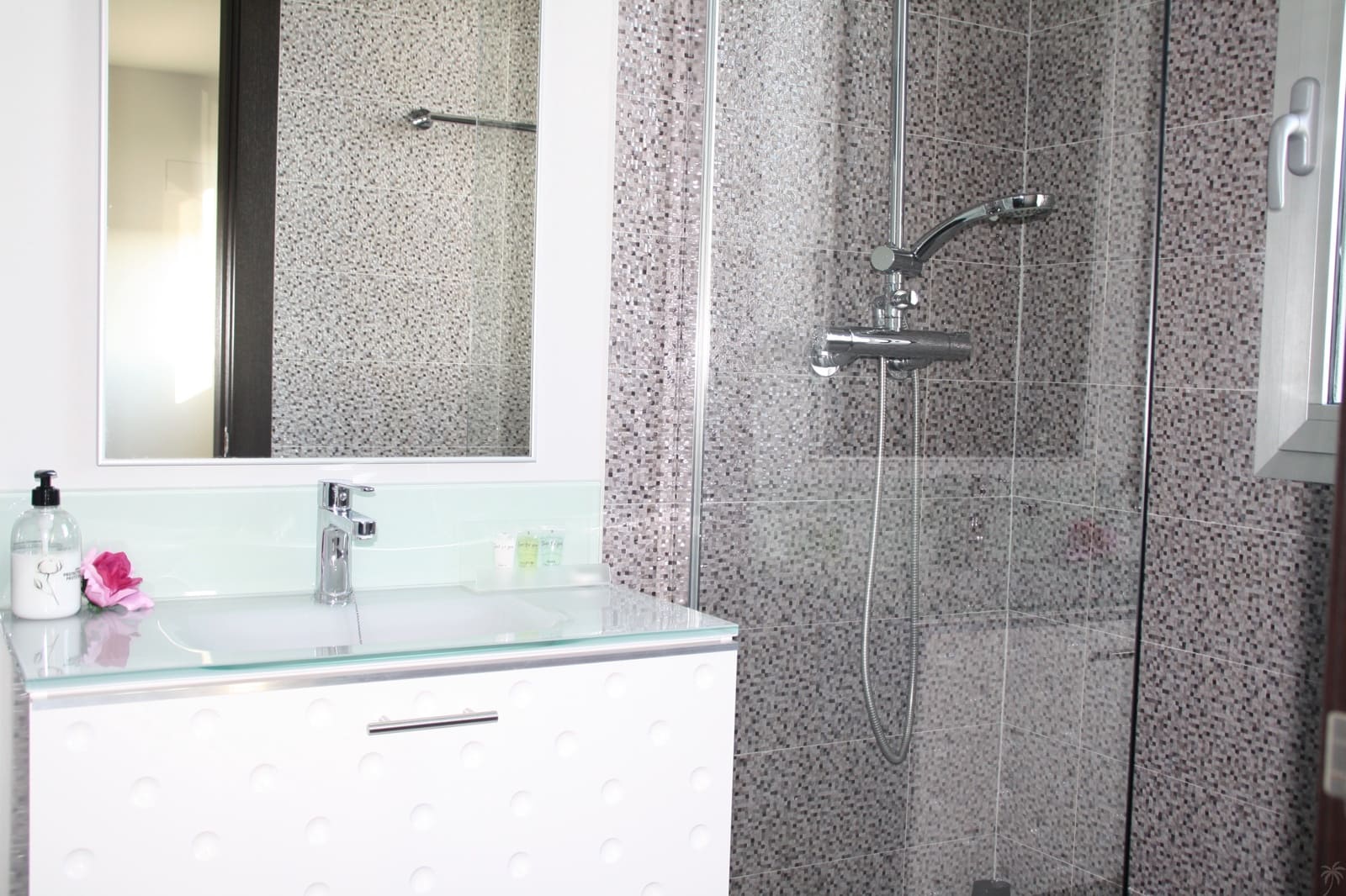 2 slaapkamer Appartement voor vakantieverhuur in La Mata met zwembad - € 399 (Ref: 7074735)