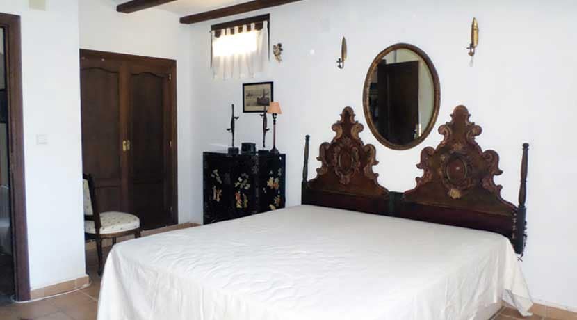 4 makuuhuone Maalaistalo myytävänä paikassa Denia - 699 000 € (Ref: 7085138)