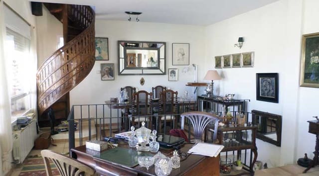 4 makuuhuone Maalaistalo myytävänä paikassa Dénia - 699 000 € (Ref: 7085138)