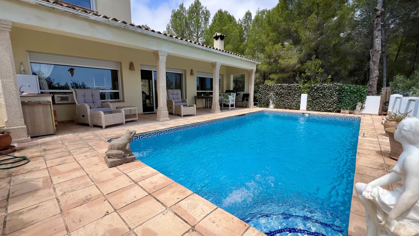 4 makuuhuone Maalaistalo myytävänä paikassa Denia - 699 000 € (Ref: 7085138)