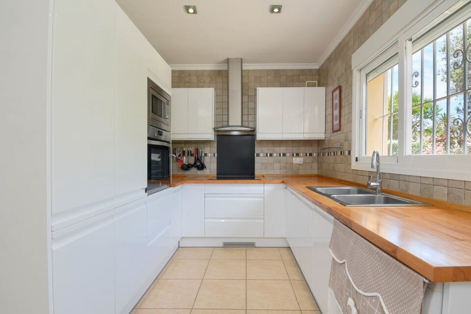 3 chambre Villa/Maison à vendre à Javea / Xabia avec piscine - 750 000 € (Ref: 7095413)