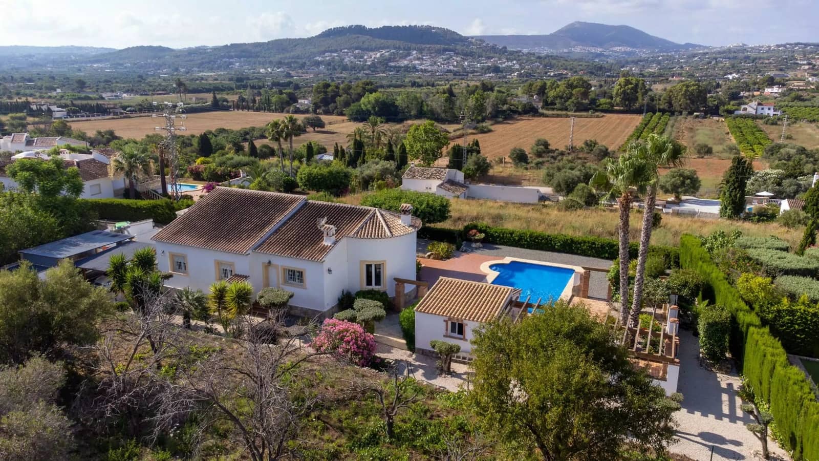 3 chambre Villa/Maison à vendre à Javea / Xabia avec piscine - 750 000 € (Ref: 7095413)