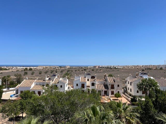   2 soveværelse   ferieLejlighed i Villamartin   med   swimmingpool   - € 385 (Ref: 7149967)