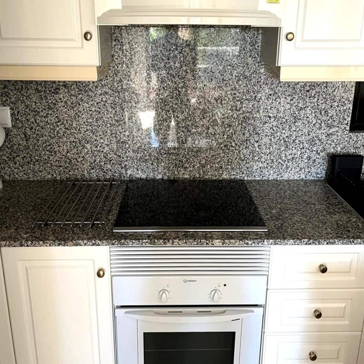   2 soveværelse   ferieLejlighed i Villamartin   med   swimmingpool   - € 385 (Ref: 7149967)