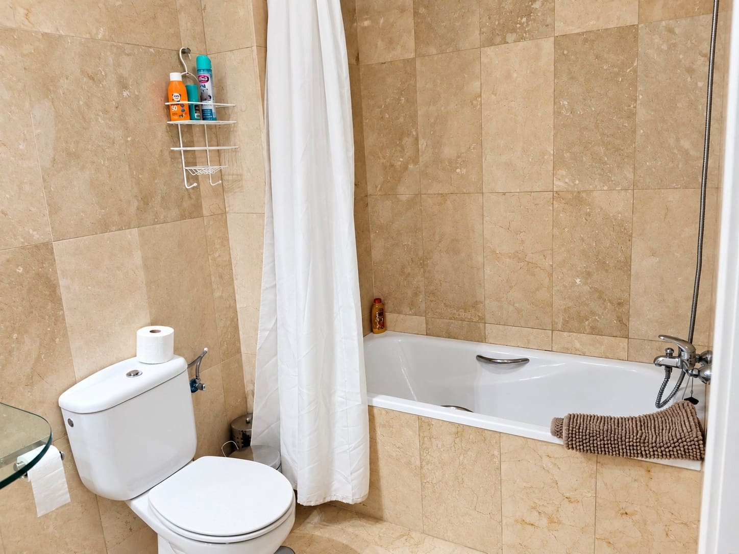 2 slaapkamer Appartement voor vakantieverhuur in Villamartin met zwembad - € 385 (Ref: 7149967)