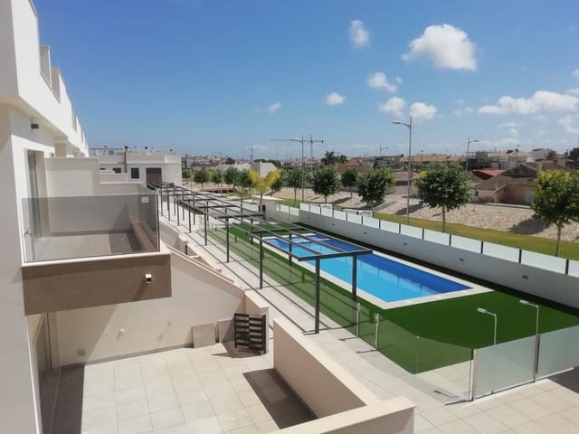 2 Zimmer Penthouse zu verkaufen in Pilar de la Horadada mit Pool Garage - 245.000 € (Ref: 7153924)