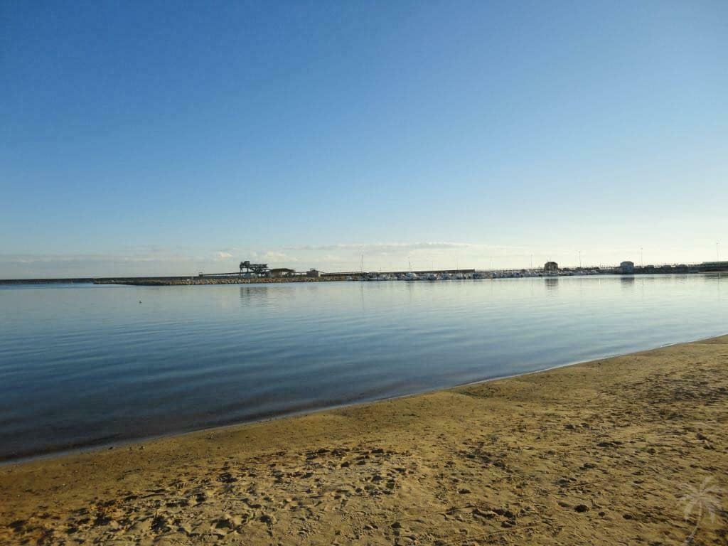 2 bedroom Apartment for holiday rental in Torrevieja with pool garage - € 385 (Ref: 7186356)