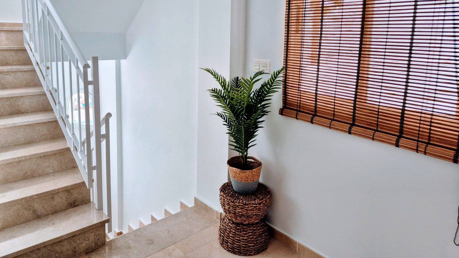 3 quarto Moradia para arrendamento para férias em La Marina com piscina Garagem - 700 € (Ref: 729501)