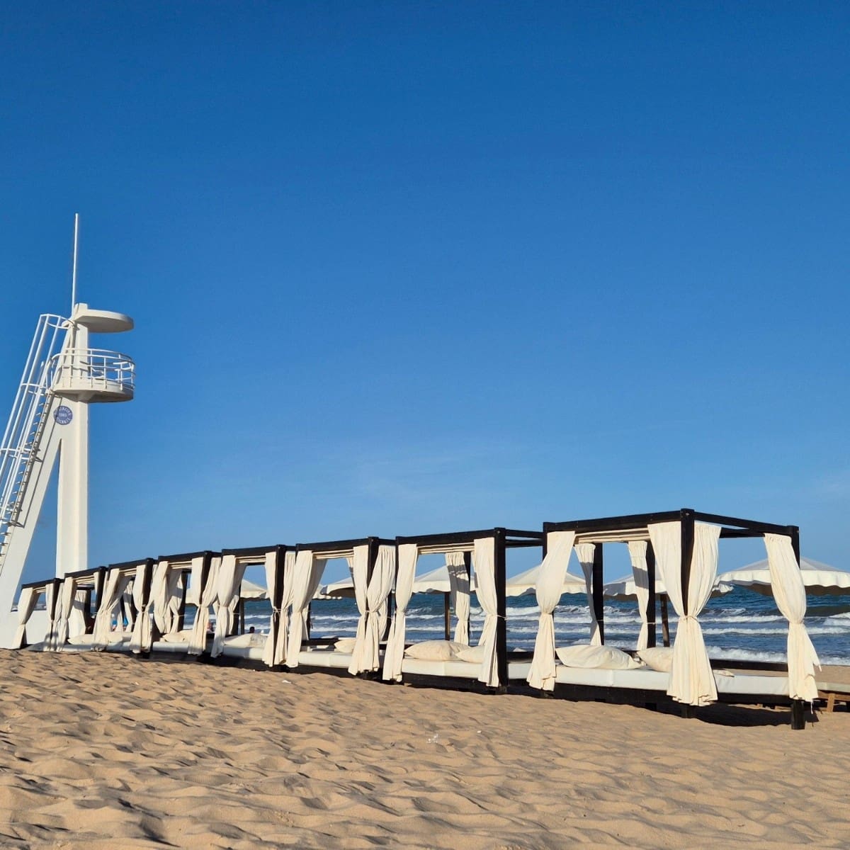 3 quarto Moradia para arrendamento para férias em La Marina com piscina Garagem - 700 € (Ref: 729501)