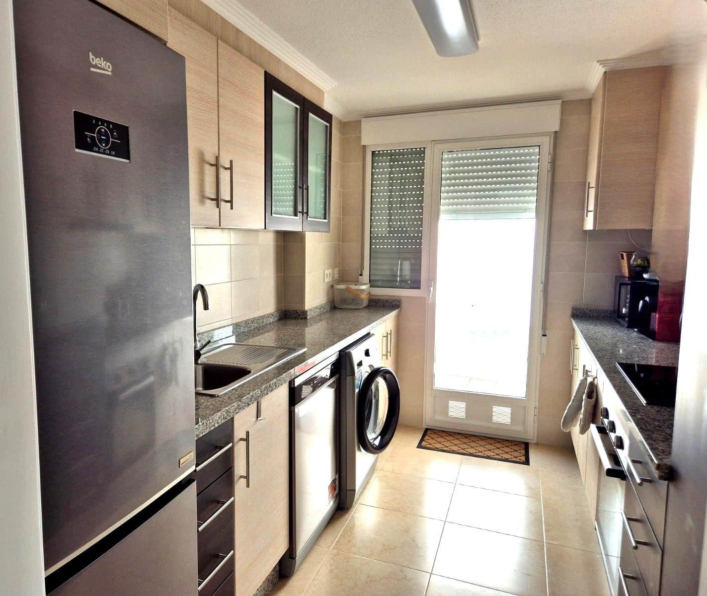 3 quarto Moradia para arrendamento para férias em La Marina com piscina Garagem - 700 € (Ref: 729501)
