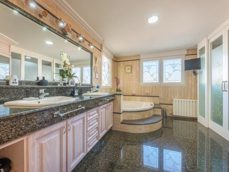 5 chambre Villa/Maison à vendre à Novelda - 540 000 € (Ref: 729879)