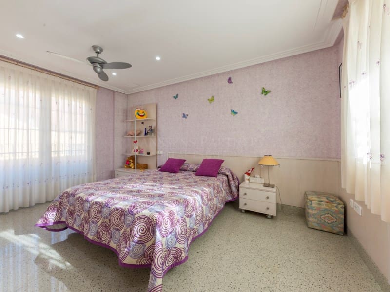 5 chambre Villa/Maison à vendre à Novelda - 540 000 € (Ref: 729879)