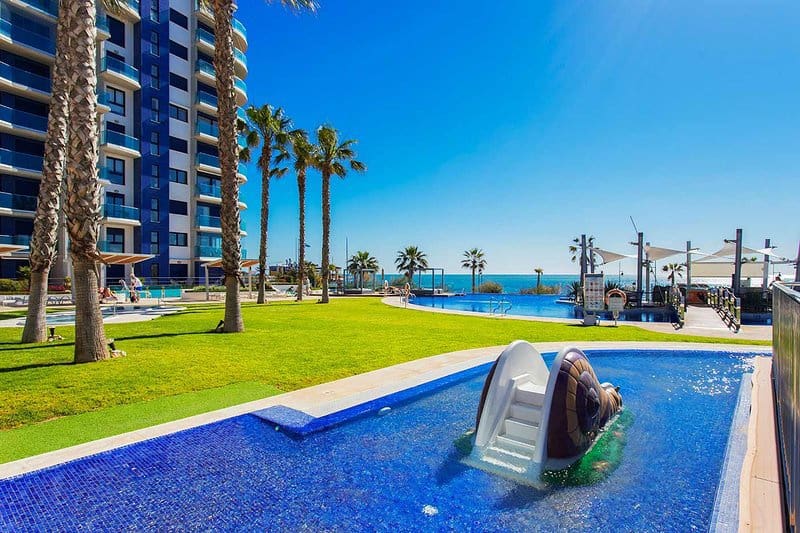 2 Zimmer Ferienapartment in Orihuela Costa mit Pool Garage - 630 € (Ref: 7359266)