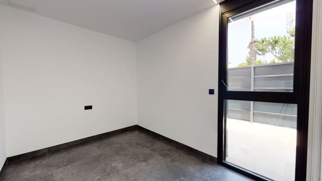 3 soveværelse Villa til salg i Villamartin, Orihuela med swimmingpool - € 799.000 (Ref: 7418899)